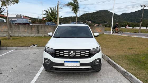 VOLKSWAGEN T-CROSS 1.0 200 TSI TOTAL FLEX COMFORTLINE AUTOMÁTICO